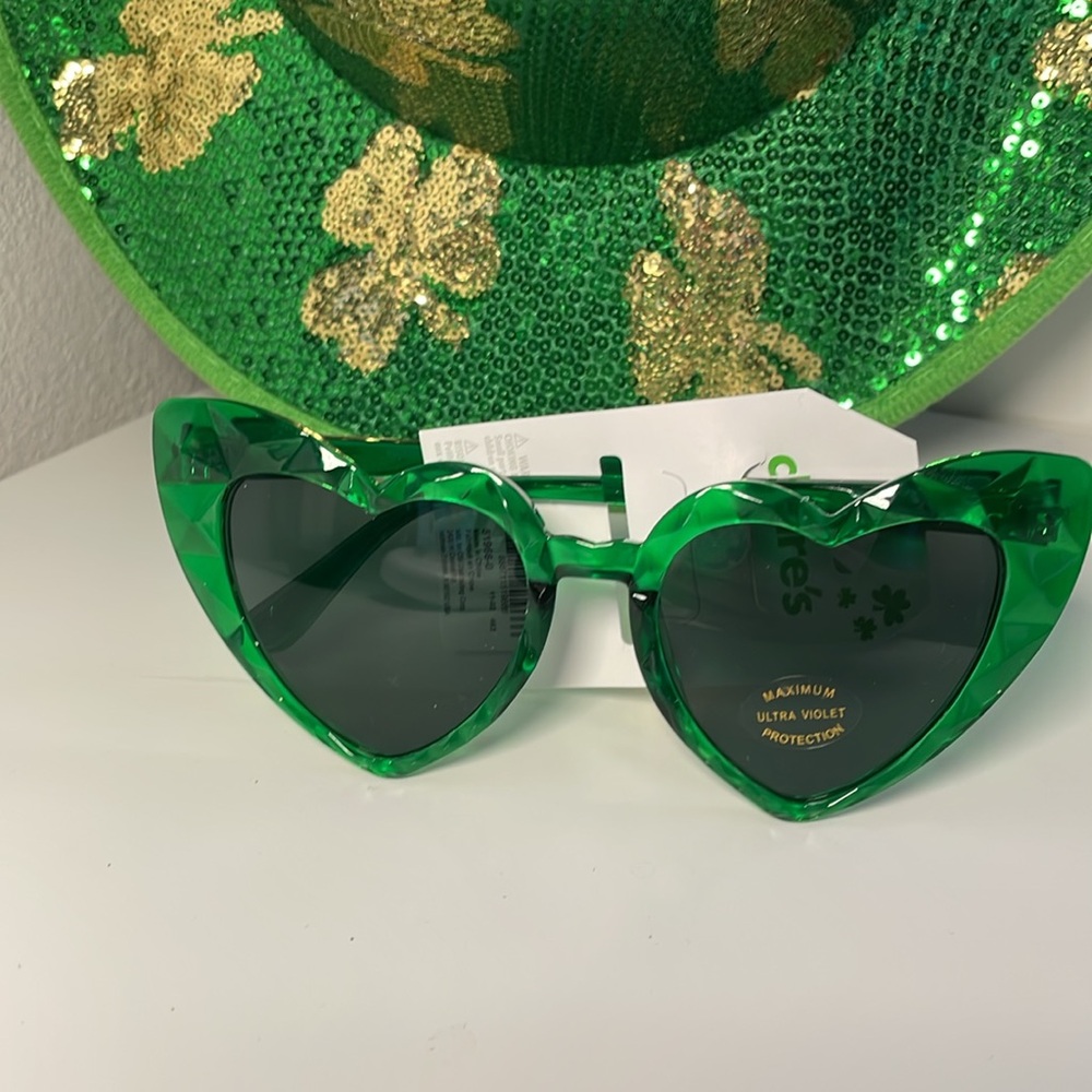 St. Patrick's Day shamrock Hat Green/Gold Festive One Size & ๐ sunglasses - Picture 3 of 8